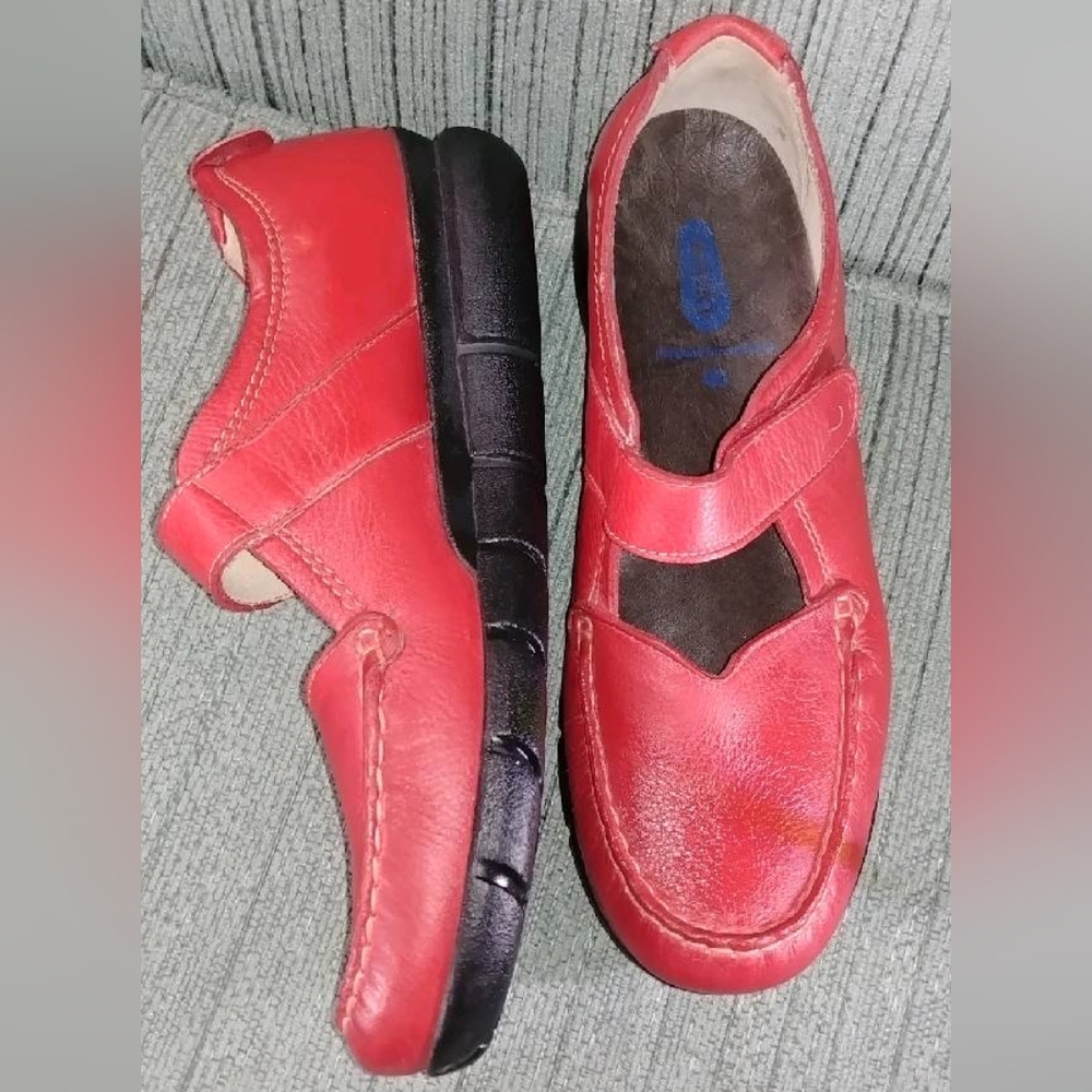 Wolky Ojibwa leather loafers.